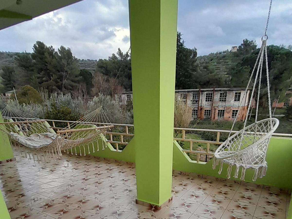 Appartamento Perondi Berat Kuçovë Esterno foto