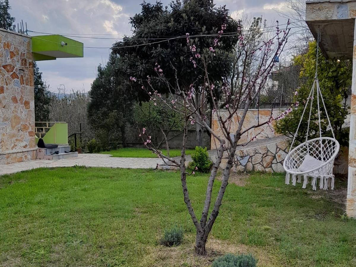 Appartamento Perondi Berat Kuçovë Esterno foto